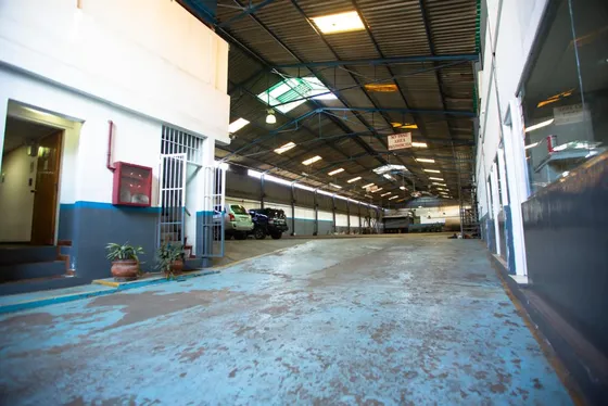 Galpón En Venta  En  Boleita, 1441m2, Galpón Industrial. 