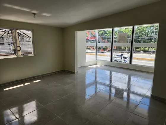 Alquilo Local Comercial En Naco