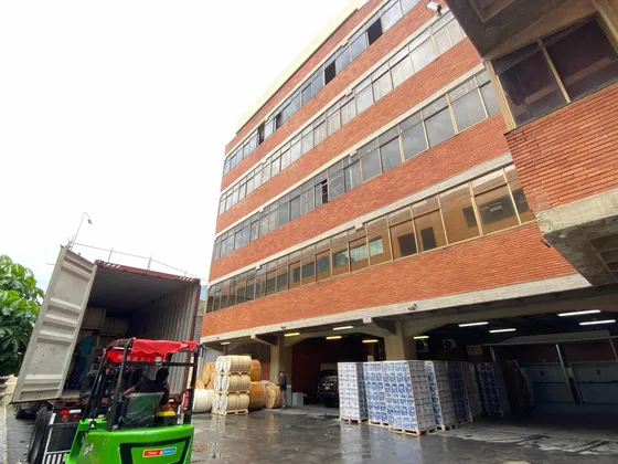Local,galpón Piso Industrial Boleita Norte 560m2
