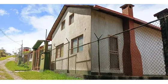 Chalet En Venta En El Km 37 Carretera Junquito Colonia Tovar