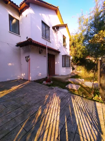 C53946 - Casa En Venta De 5 Dorm. En Pudahuel