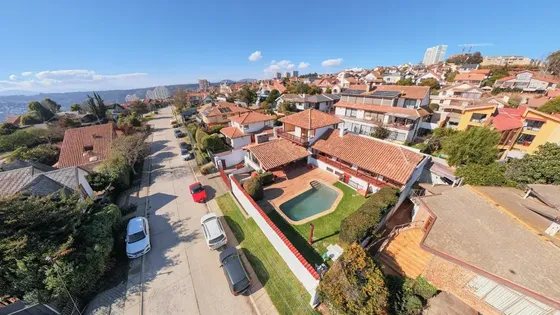 Jardín Del Mar, Arriendo De Gran Casa En Barrio Residencial