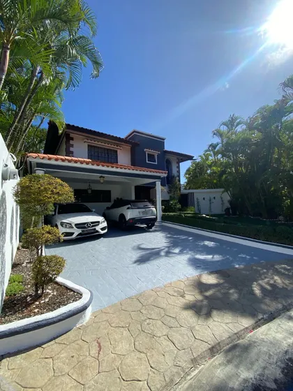 Casa En Venta, Cuesta Hermosa Iil.