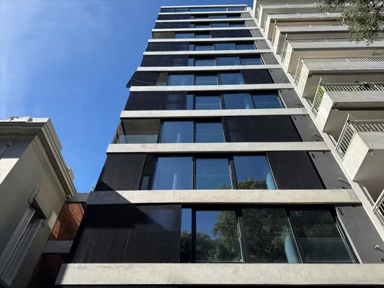 Piso Décimo De 2 Dorm. A Estrenar Frente Al Club De Golf !