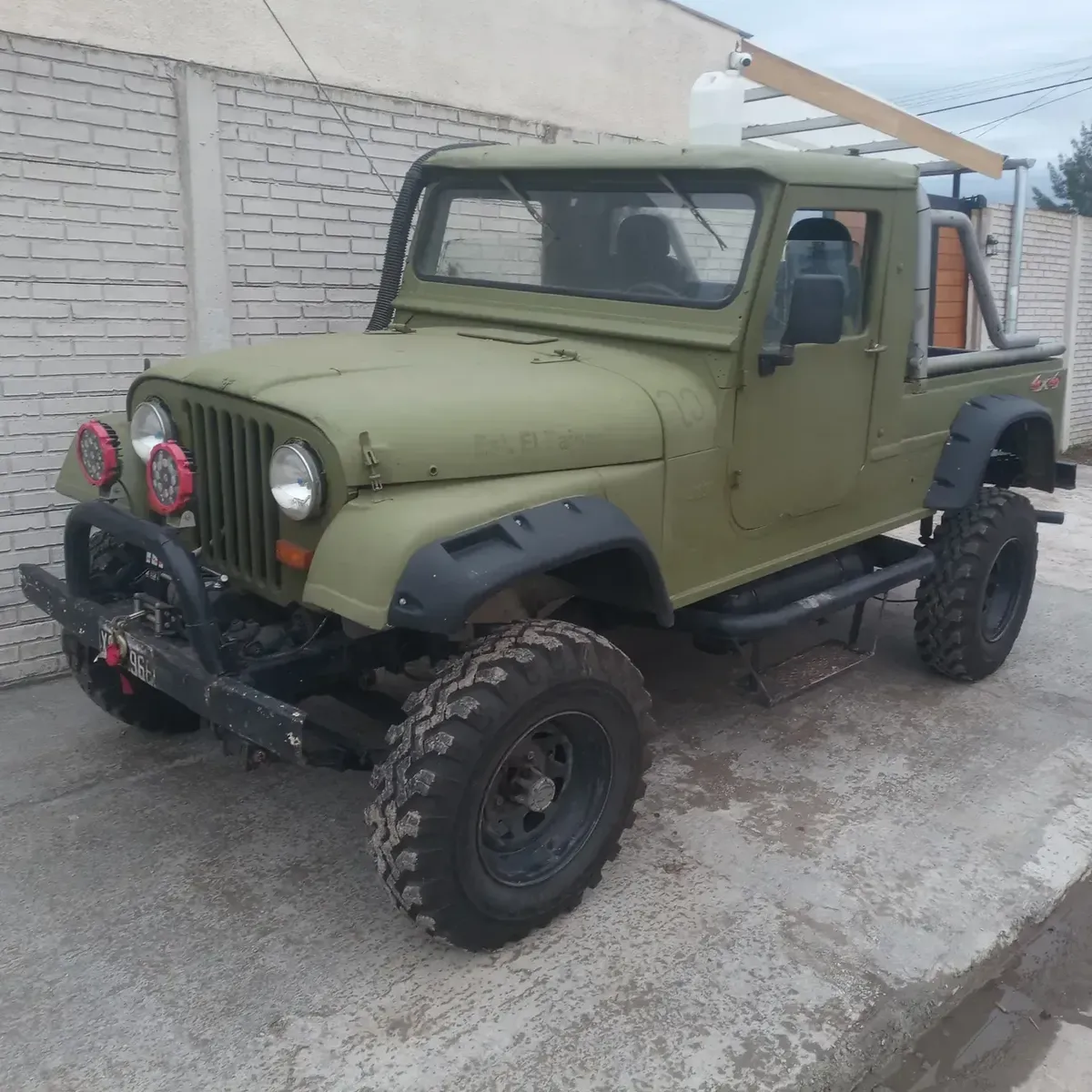 Jeep Ika513436390010408960