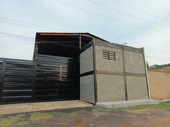 Galpón 320m2  San Diego (yalv)