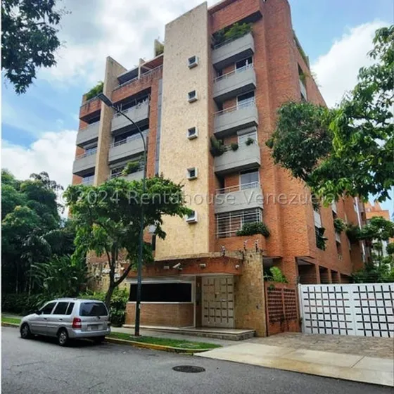 Apartamento En Venta En Campo Alegre 24-26281 Ab