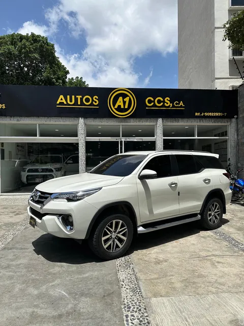 Toyota Fortuner Sw4