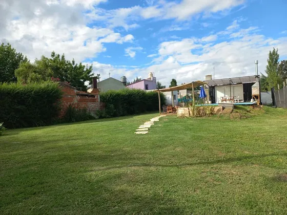 Quinta En Venta - 1 Dormitorio 1 Baño - 311mts2 - La Plata