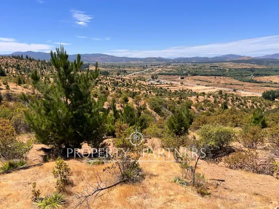 Gran Campo Con Casa
