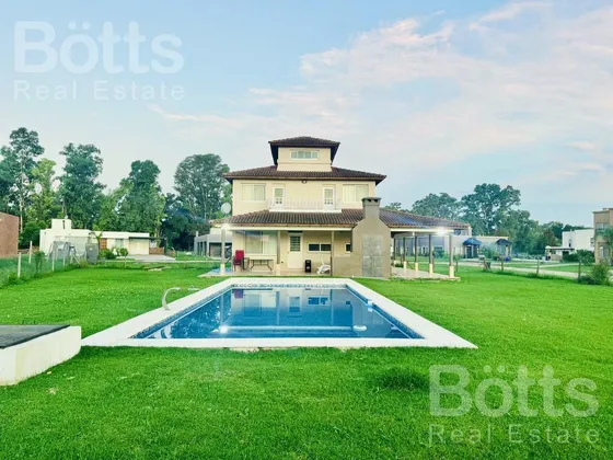 Casa En La Magdalena