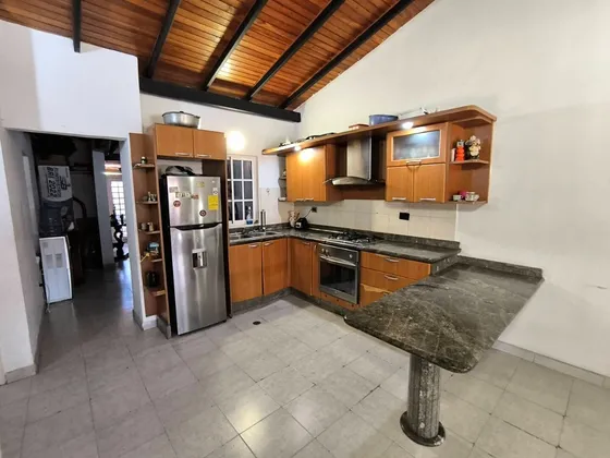 En Venta Casa En Valle De Oro, En Resd Las Aldabas, San Diego Cod  261302