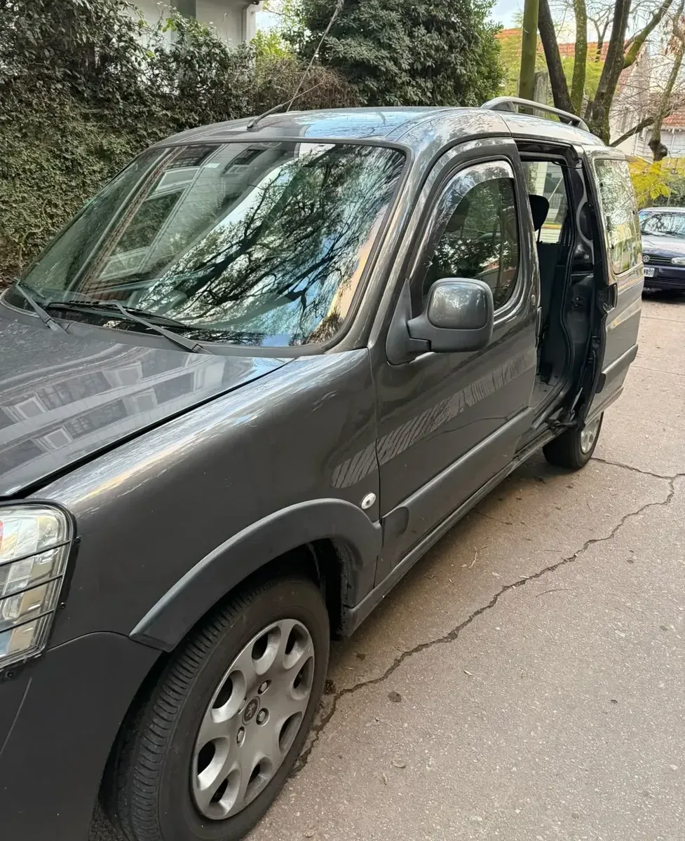 Peugeot Partner Patagónica 1.6 Vtc Plus 2013 Gnc 5th Generation