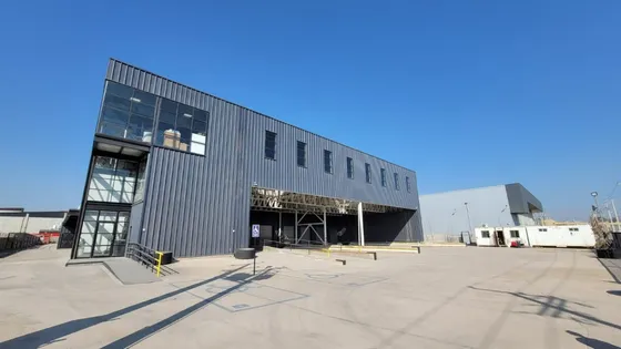 01. Centro De Distribución En Maipú 10.000 M2