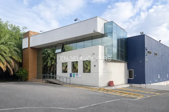 Propiedad Industrial En Venta Huechuraba 2900 M2