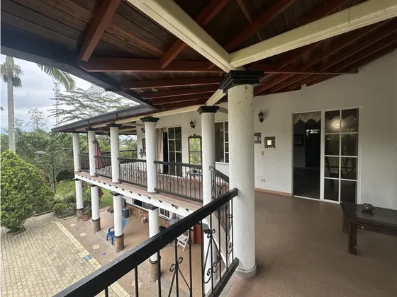 Se Vende Chalet Condominio Campestre Vía Al Eden Armenia