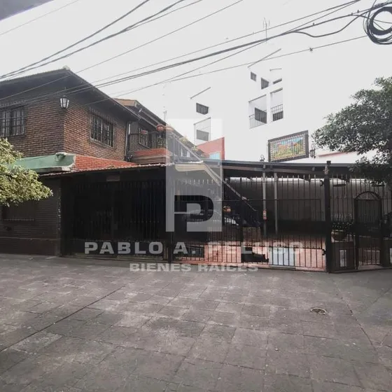 Casa, Oficina Y Cocheras. Merlo. Zona Oeste. Buenos Aires