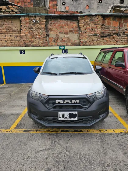 Ram 700 1.4 Slt