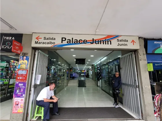 Local 205 Palacé Junin