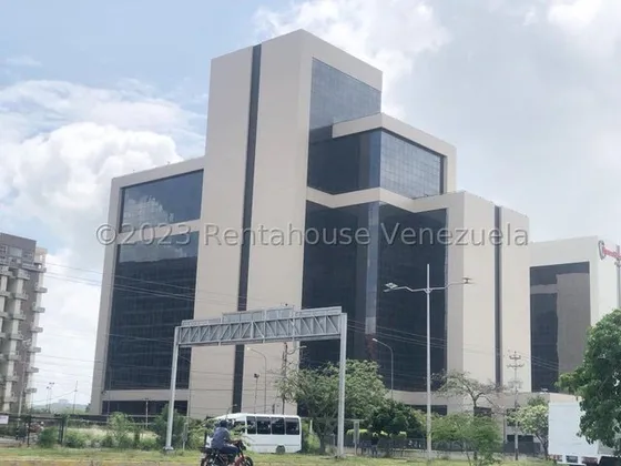 Hector Piña Alquila Elegante Oficina En Zona Este De Barquisimeto 25-9321