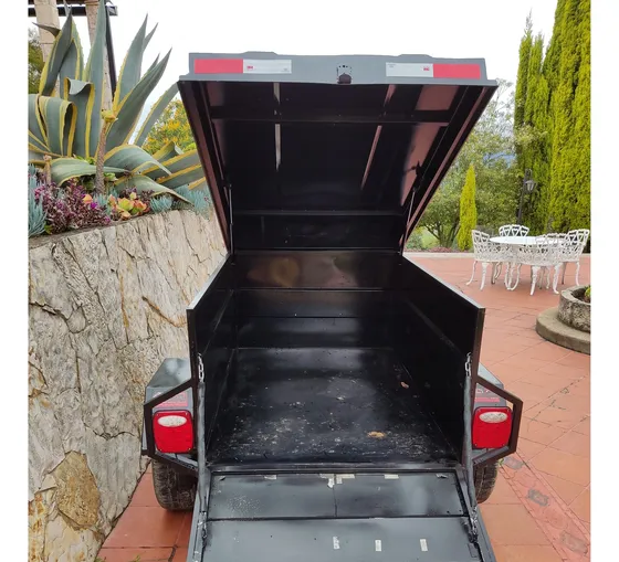 Trailer Maletero