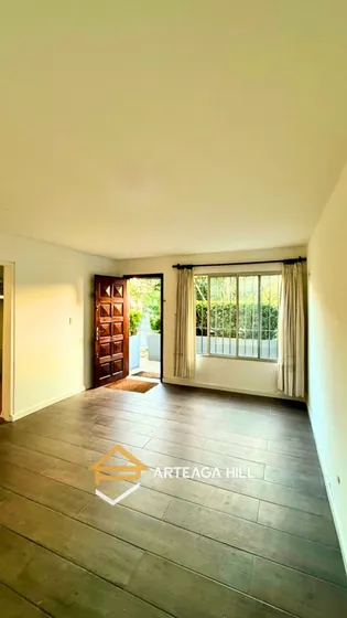Alquiler | Apartamento Tipo Casita En Planta Baja Con Patio En Malvín Sur  2 Dormitorios