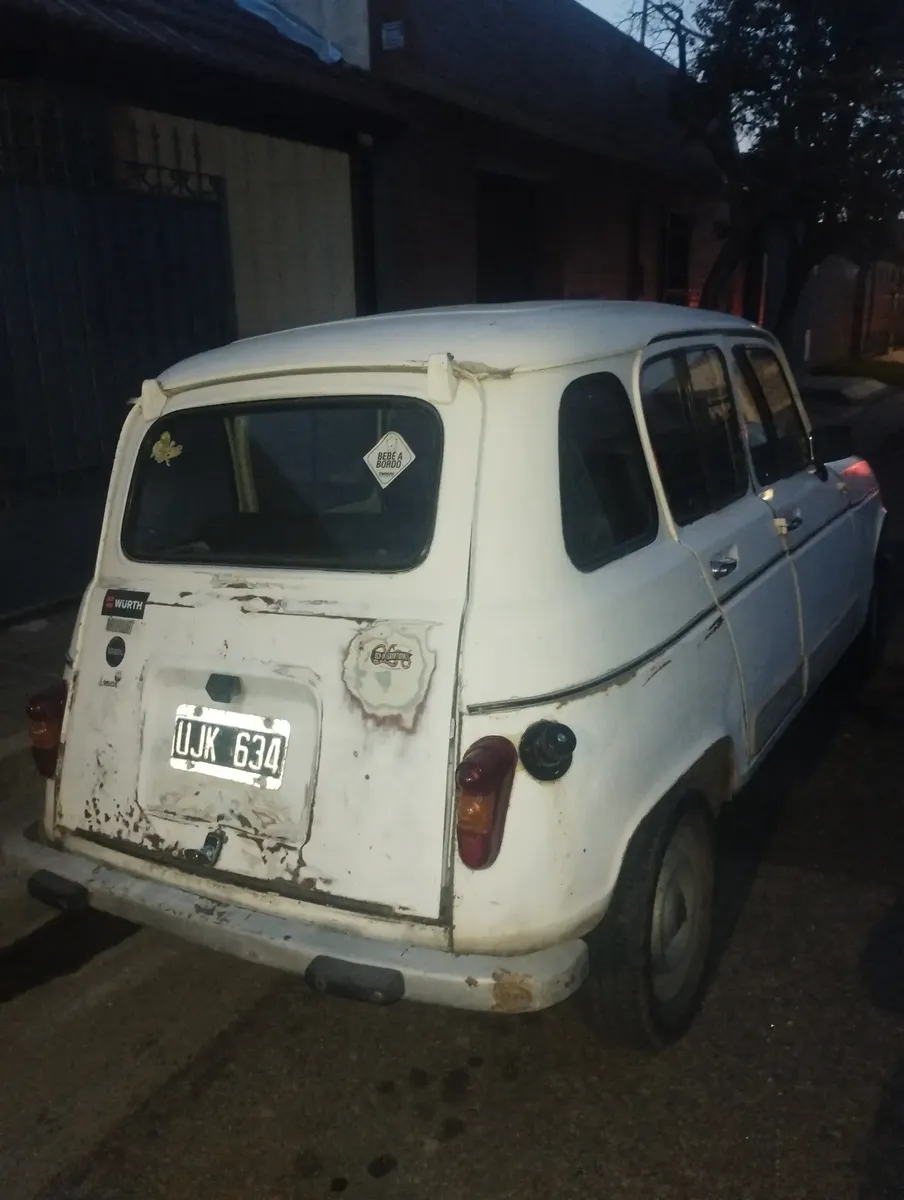 Renault R4 1.1511395973164574722