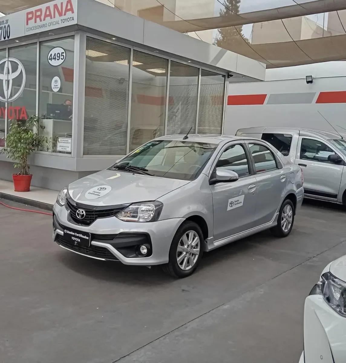 Toyota Etios XLS