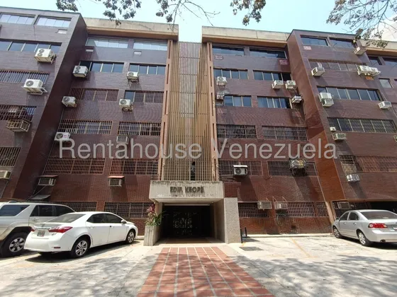 Oficina En Alquiler Las Mercedes #25-17699 K.f 