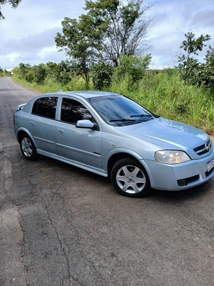 Chevrolet Astra 2.0 Advantage Flex Power 5p
