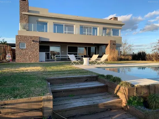 Casa  En Alq. Temporario En El Cantón, Escobar, G.b.a. Zona Norte