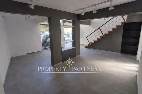 Local Comercial De Gran Visibilidad En Sector Vita...