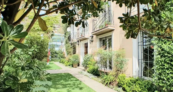 Departamento En Venta 2 Dormitorios, En Las Condes