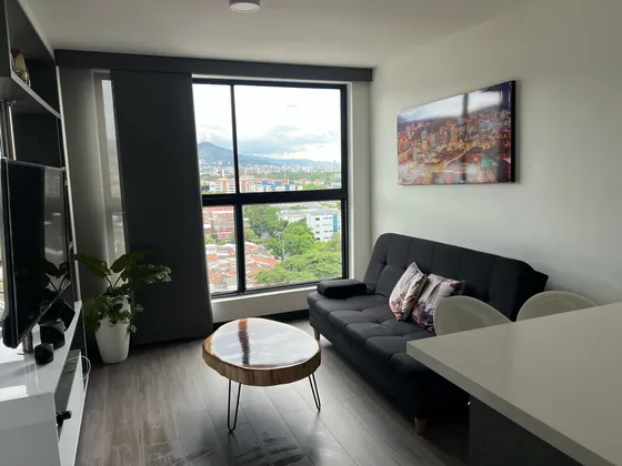 Venta De Apartasuite Generando Rentabilidad B/ El Refugio Sur De Cali