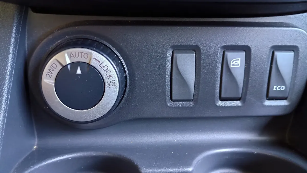 Renault Duster 2.0 Dakar 4X45334990973108428813