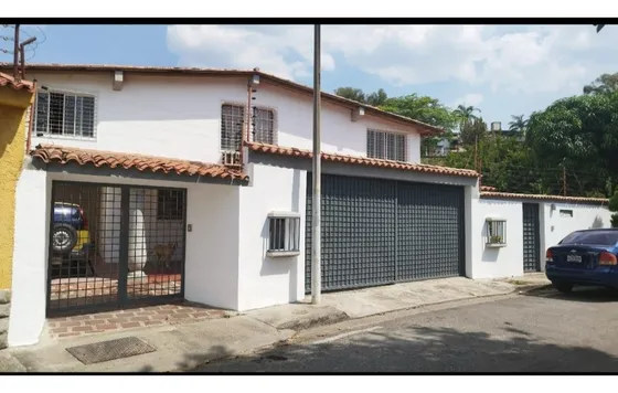 Alquilo Anexo Para Showrrom 180m2 Terrazas Del Club Hipico 8992