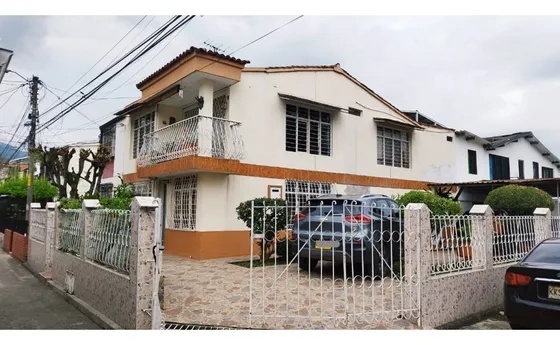 Venta Casa Cali Los Alamos Esquina