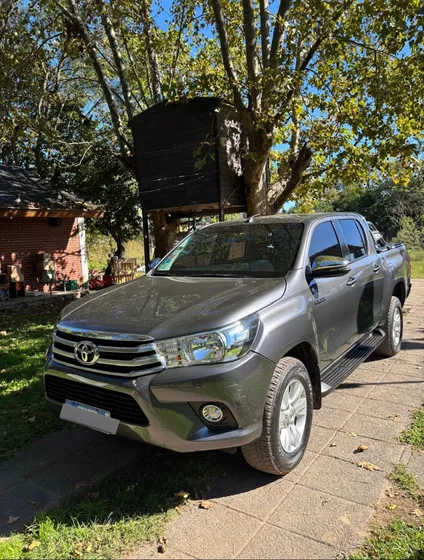 Toyota Hilux Pick-up 2.8 Cd Srv 177cv 4x2 At