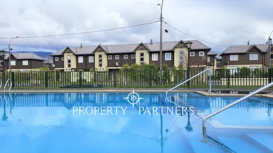 Arriendo Townhouse Peumayen Semi Amoblada 