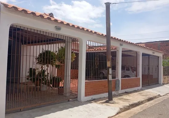 En Venta Casa Ubicada En San Diego, Sector El Morro