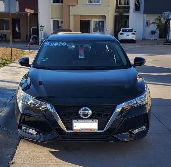 Nissan Sentra 1.8 Advance Cvt