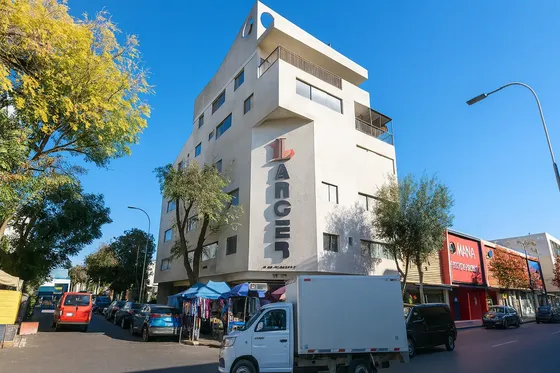 Edificio Comercial - Local, Bodegas Y Penhouse -barriomeiggs