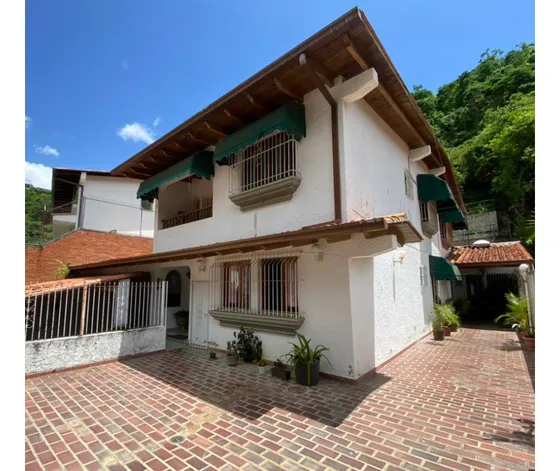 Se Vende Casa 413m² 4h+s/4b+s/4e San Luis
