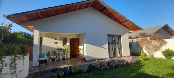 Arriendo Excelente Casa En Isla De Maipo En Condominio