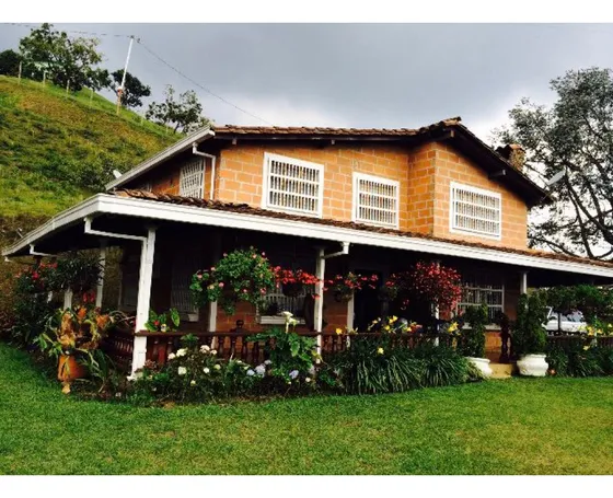 Casafinca Para La Venta En Guarne 