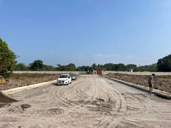Terrenos En Venta En El Tejar, Medellín De Bravo, Veracruz. Precios Desde $405,000 Con Infonavit O Banjército. 83 Lotes Disponibles Desde 150 M², Pavimentados, Con Servicios, Áreas Verdes Y Juegos Inf