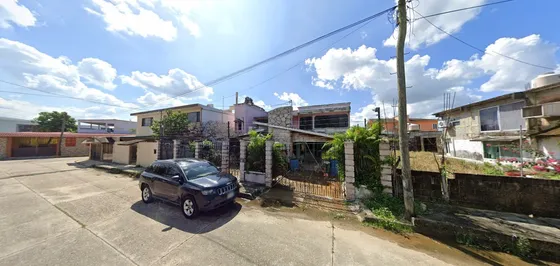 Casa En Venta De Dos Niveles, Lazaro Cardenas Cd De Nanchital, Veracruz