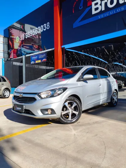 Chevrolet Onix 1.4 Ltz 5p