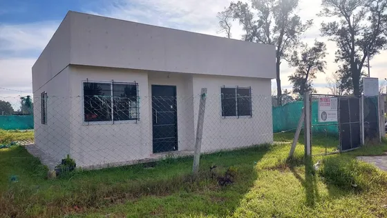 Casa En  Barrio Parque Las Casuarinas Semi Serrado
