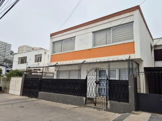 Amplia Casa En Arriendo En Pleno Centro De Viña Del Mar